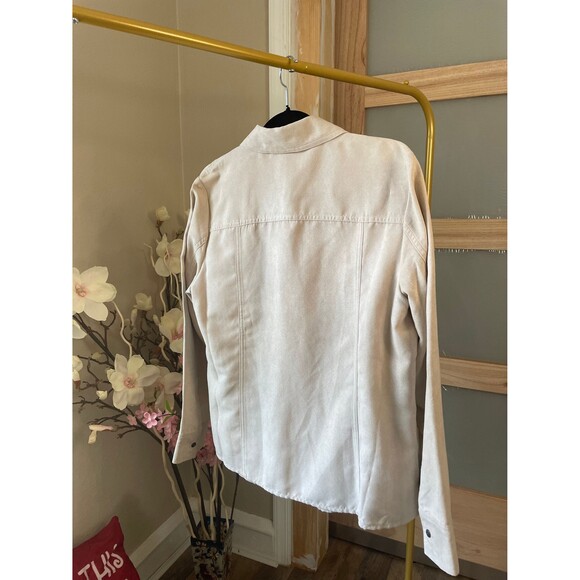 Croft & Barrow Woman Botton Down Shirt, Soft Suede Feel Collared Medium - Picture 4 of 8